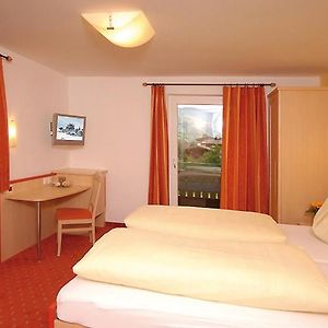 Kamer met een King Size Bed